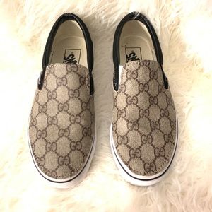 vans authentic material